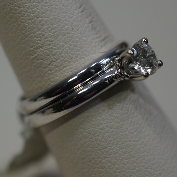 14KW Gold 1/2 Carat Solitaire Diamond & band set - Picture 2 of 6